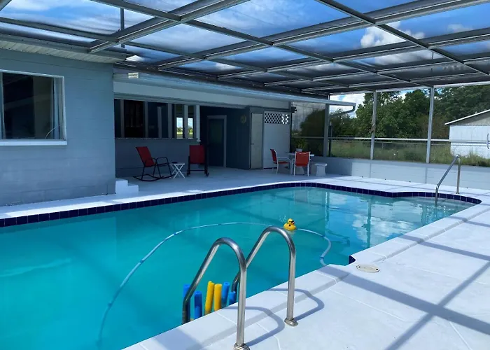 Country Living Pool Home