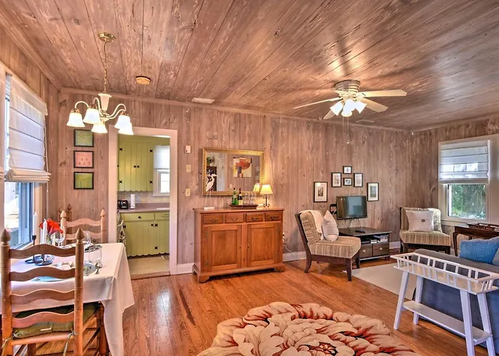 Cottage W/ Private Pool - Walk To Lake Wales!